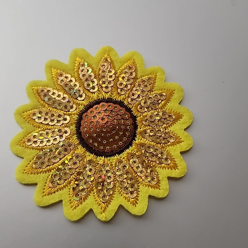 BLING Sunflower Embroidered Iron on Patch - Picture 1 of 2